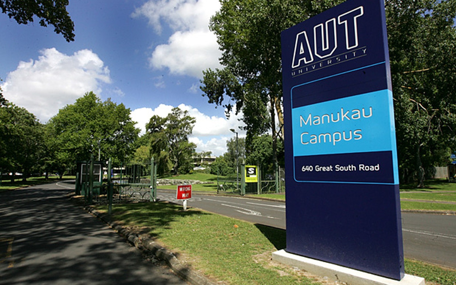 Entrance to AUT University's Manukau Campus