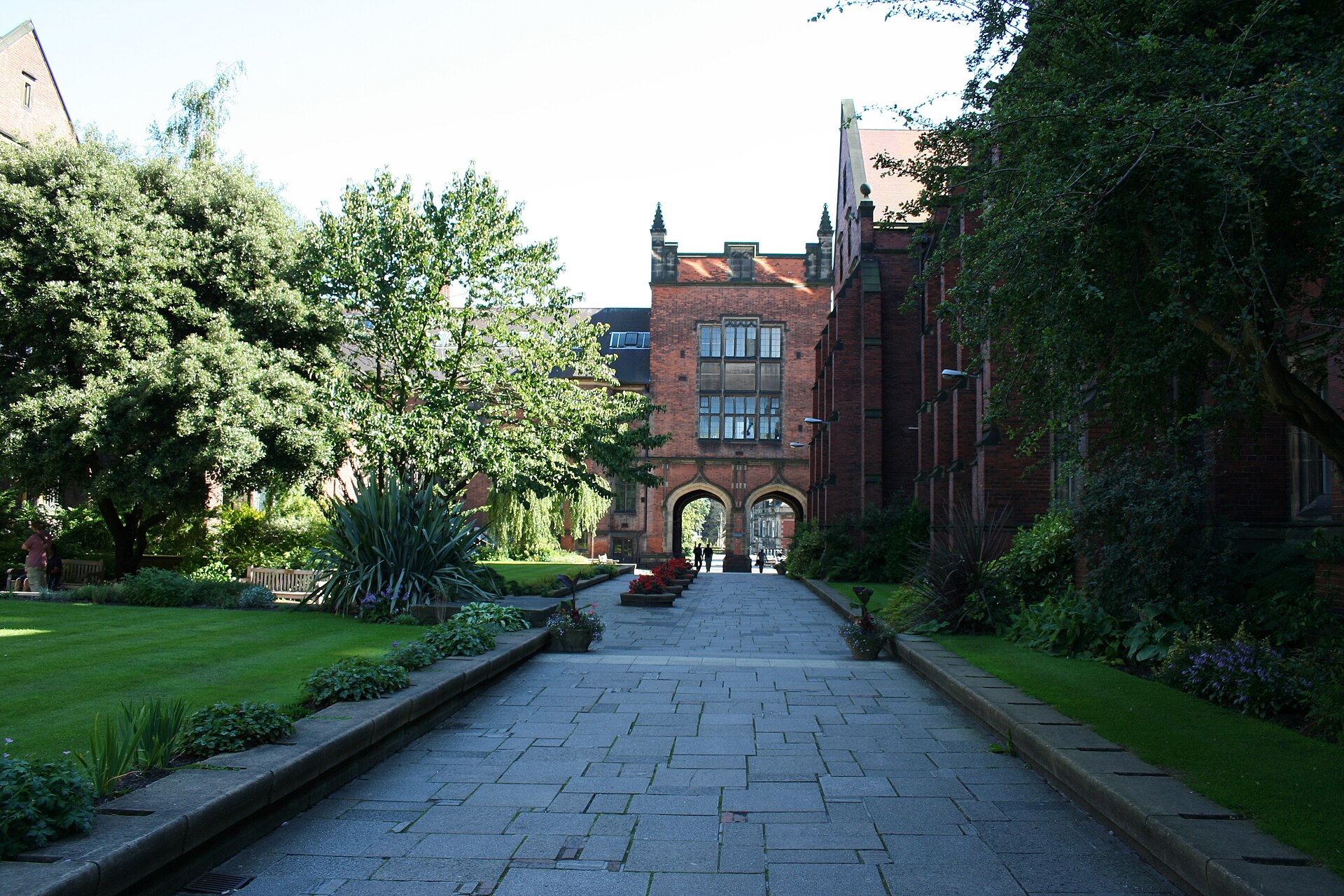 Newcastle University古老方庭資料照