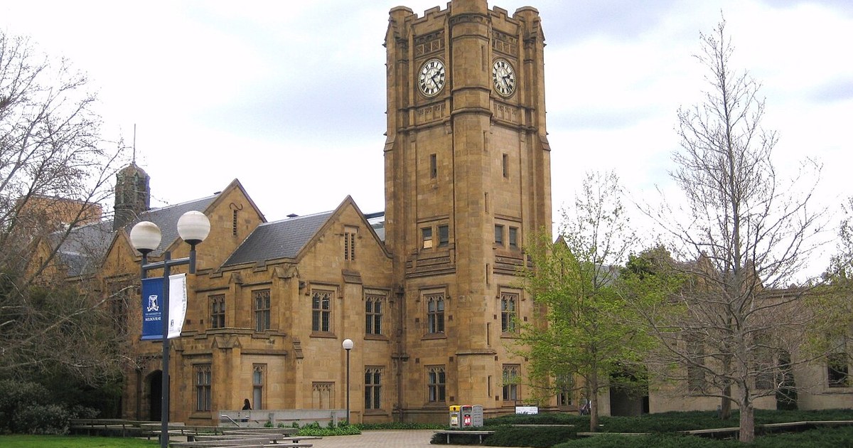 Old Arts Building at the University of Melbourne's Parkville campus, photographed in 2010