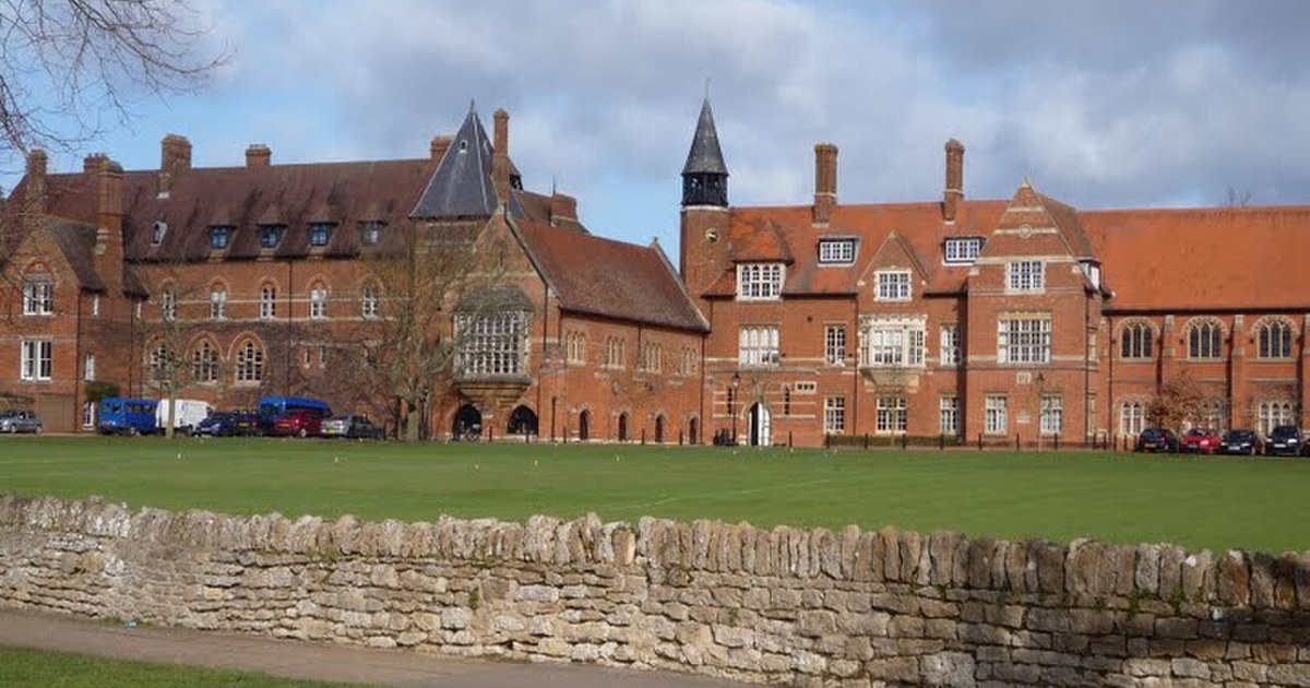 Abingdon School Campus, UK, as a photo of independent schools in England.