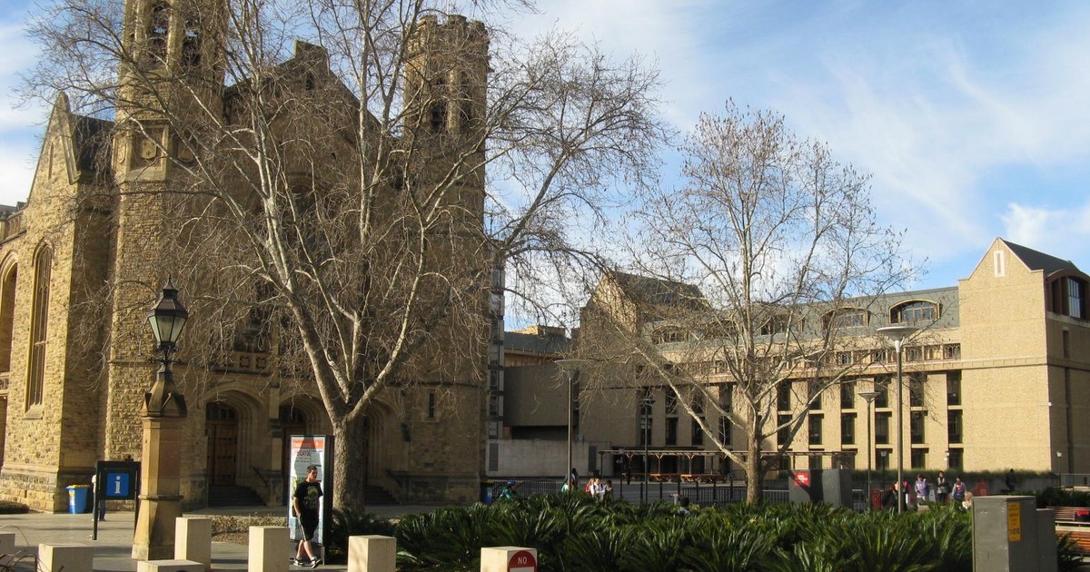 Adelaide Bonython Hall and Ligertwood Building, 2008 Schoolbook
